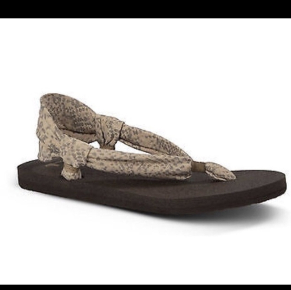 Sanuk Yoga Slingshot Flip Flops Natural Snake 7 Glitter Brown